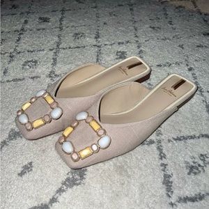 Lavina Buckle Mule in Natural